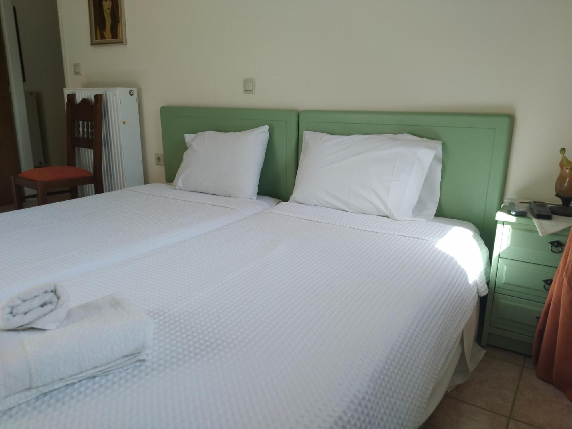 Vatoulia House Aparthotel Néon Oítilon Eksteriør bilde